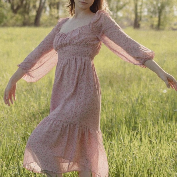 The Lindsay Square Neck Dress - Picture 5 of 6